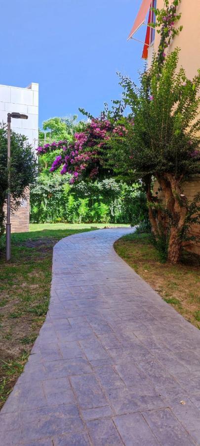 Carlos Beach Ground Floor Apartment & Parking Torremolinos Buitenkant foto