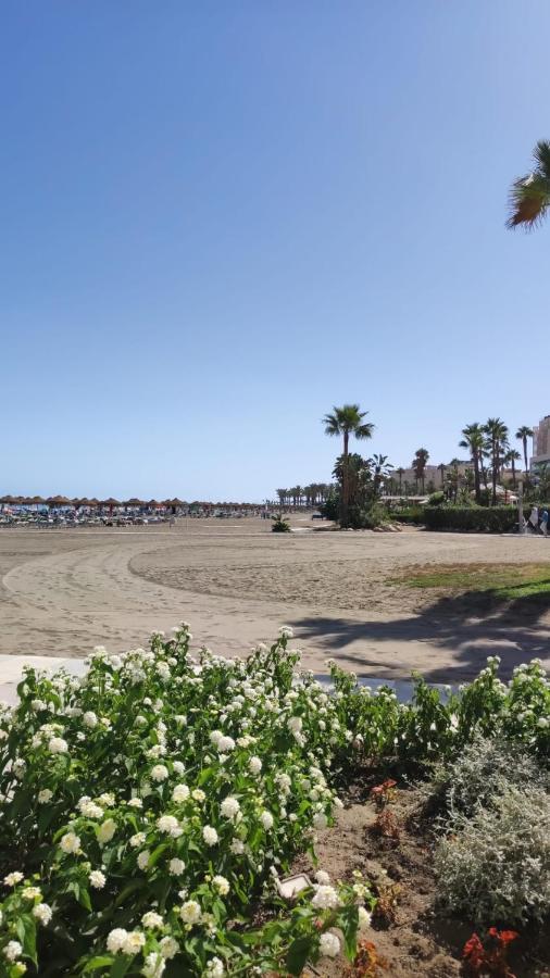 Carlos Beach Ground Floor Apartment & Parking Torremolinos Buitenkant foto