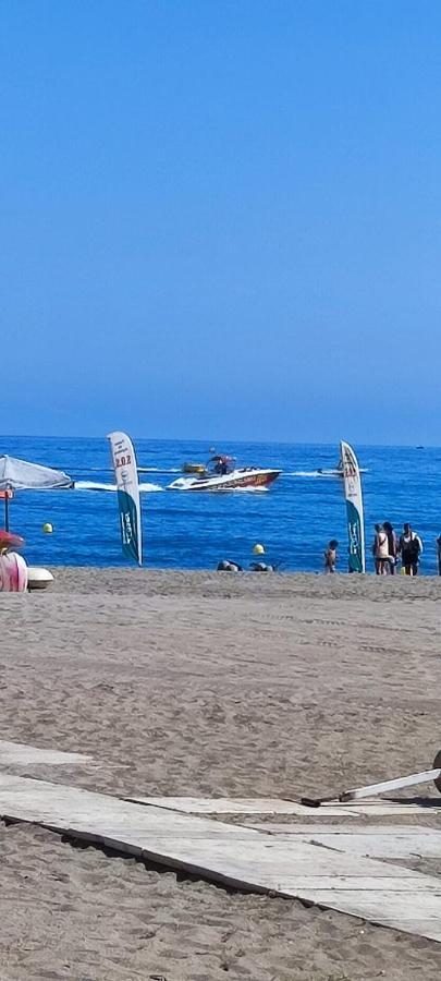 Carlos Beach Ground Floor Apartment & Parking Torremolinos Buitenkant foto
